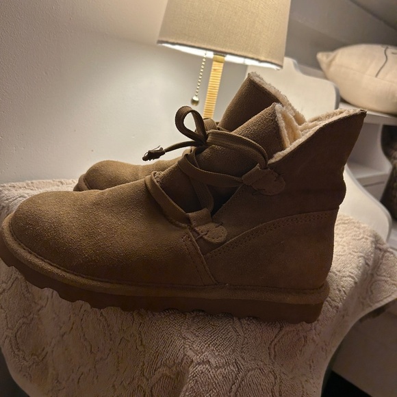 Bearpaw Zora 8 - Picture 5 of 11